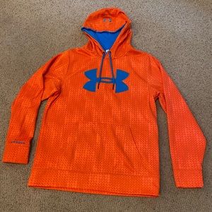 EUC Under Armour sweatshirt
